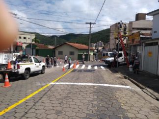 Demutran instala semáforo nas zonas Leste e Oeste