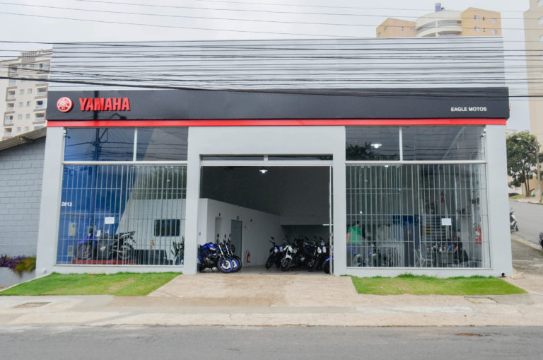 BARATOS E POTENTES | Conheça os scooters da Yamaha