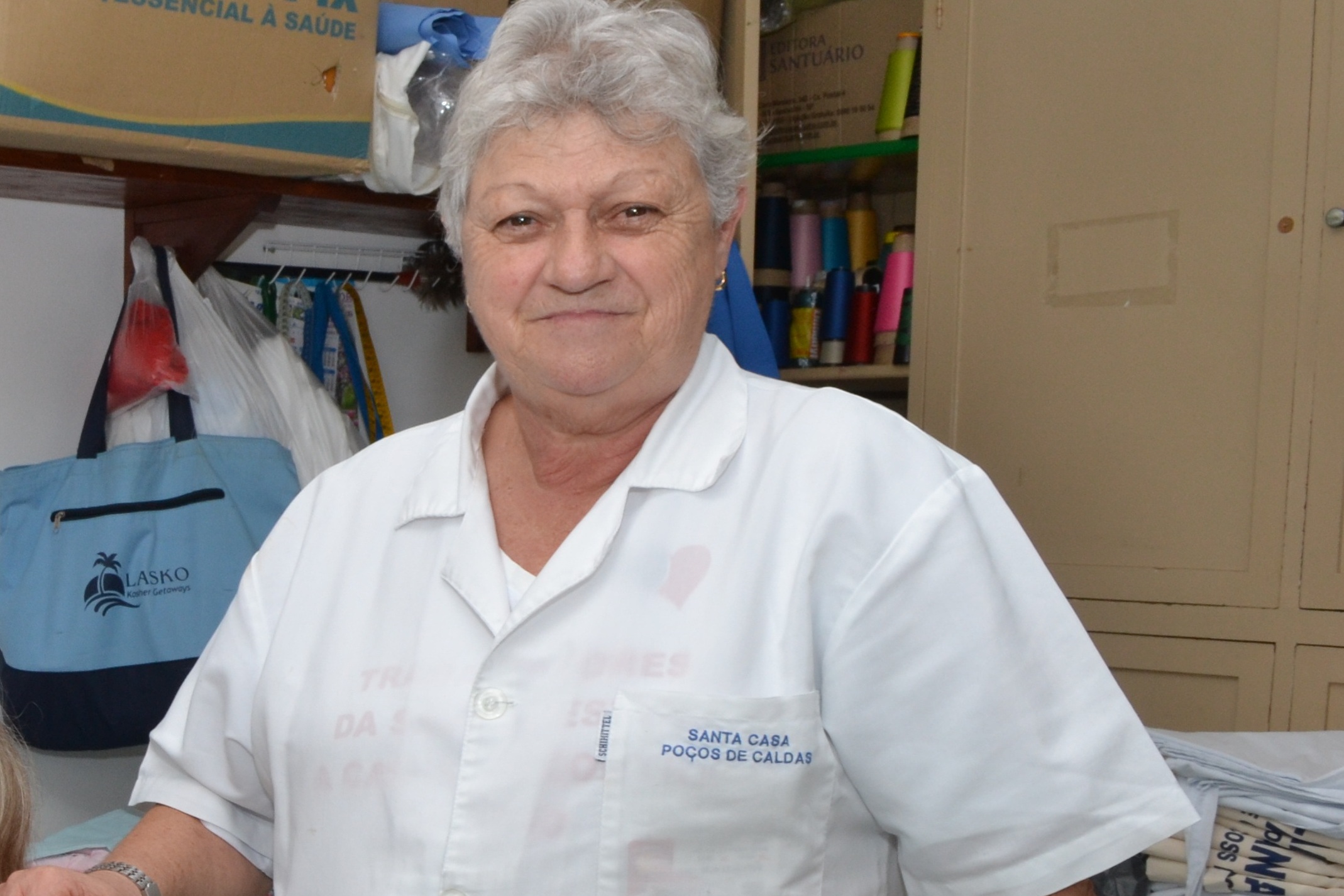 Santa Casa homenageia Dona Rosa, funcionária vítima de covid-19