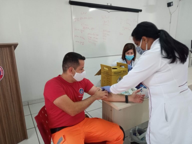 Mais de cem bombeiros de Poços são testados para covid-19