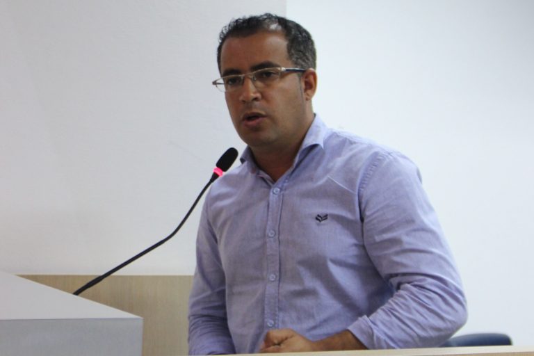 Pedro Magalhães renuncia alegando “linchamento político e moral”