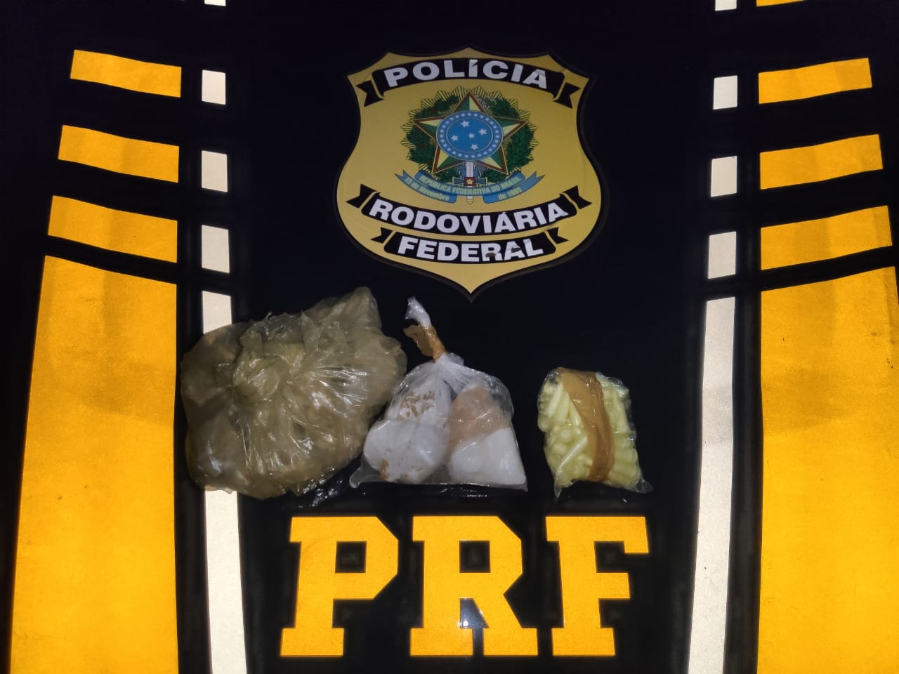 Suspeito de tráfico é preso após tentativa de fuga