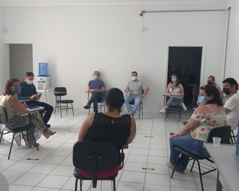 Prefeitura define novas restrições para conter avanço da covid-19 em Poços