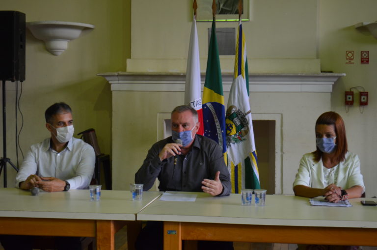 Prefeito explica como onda roxa vai funcionar em Poços