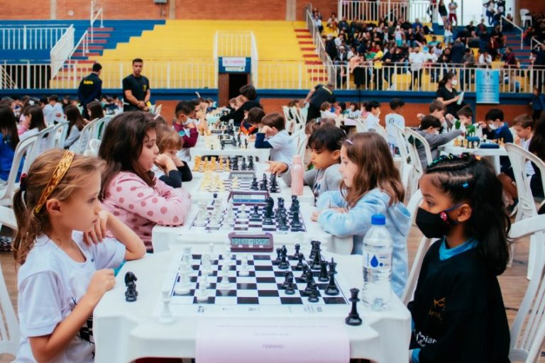 Campeonato Brasileiro de Xadrez reúne 430 estudantes em Poços de Caldas