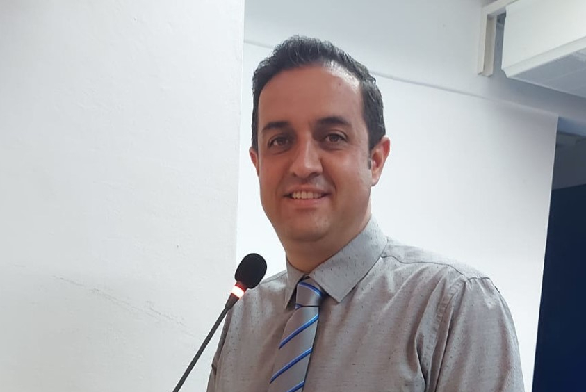 Crianças com lábio leporino são assunto de requerimento legislativo