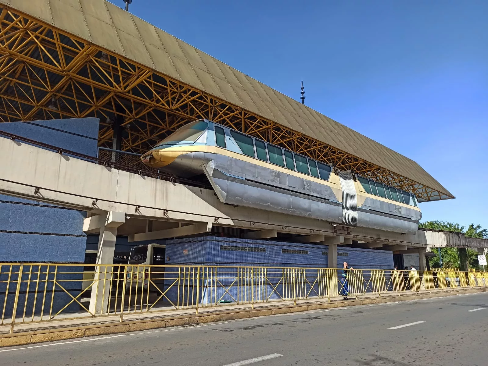 Prefeitura habilita empresas para obras no monotrilho