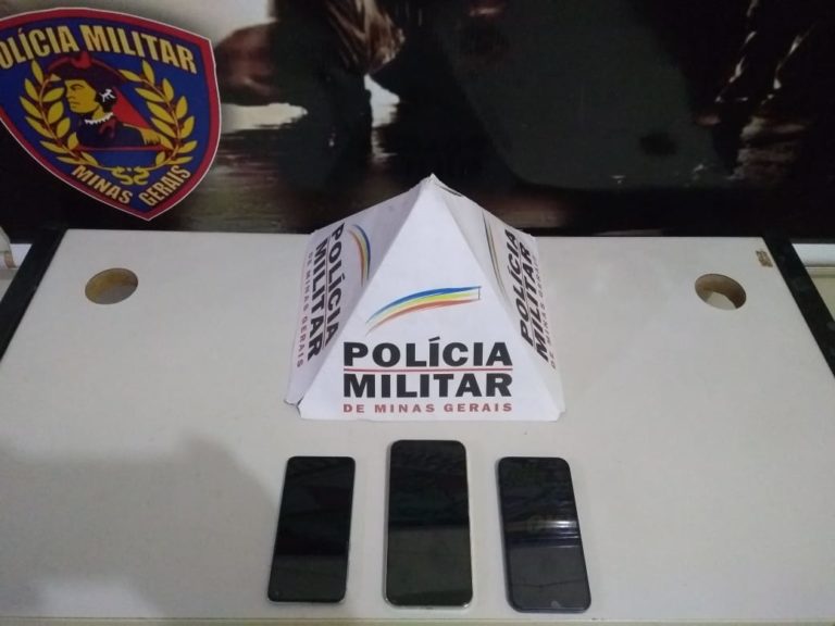 Dupla é presa após furtar celulares em igreja