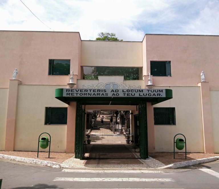 Cemitério municipal terá acervo digitalizado