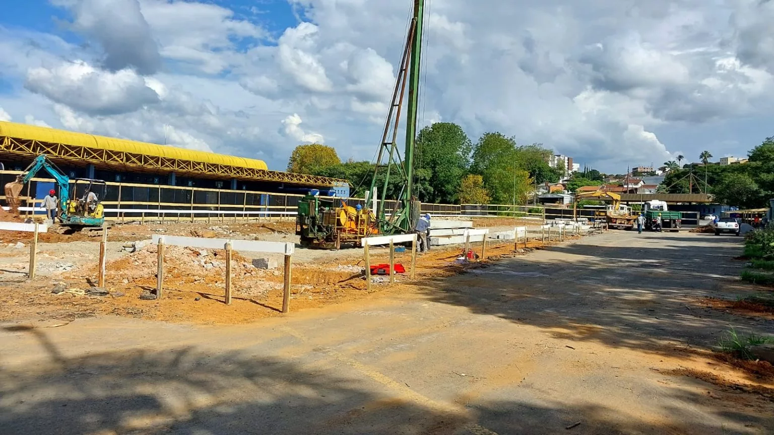 CENTRO ADMINISTRATIVO | Obras têm início e previsão de término é de um ano