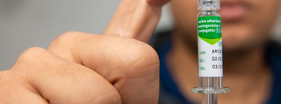 Saúde prorroga vacinação contra meningite C em Minas