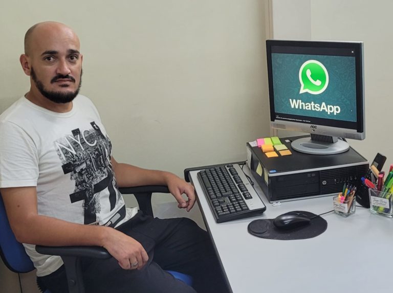 Vereador sugere criação de contatos de WhatsApp nos serviços públicos municipais