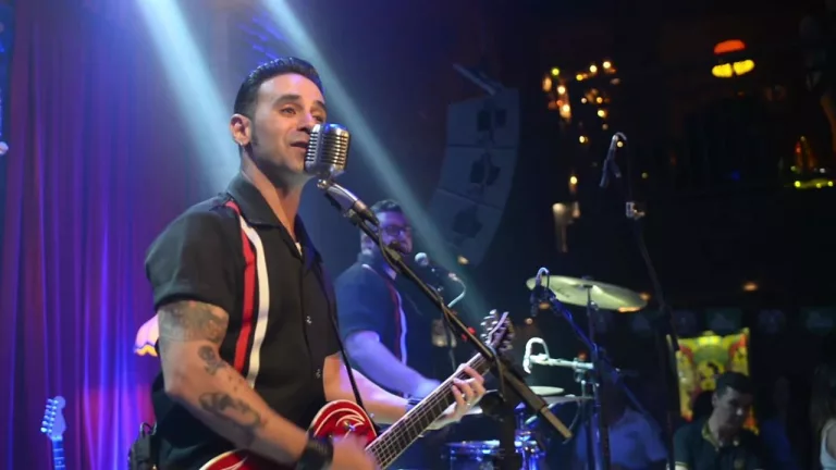 ROCKABILLY | Trio Old Chevy é atração do New York Pub nesta sexta