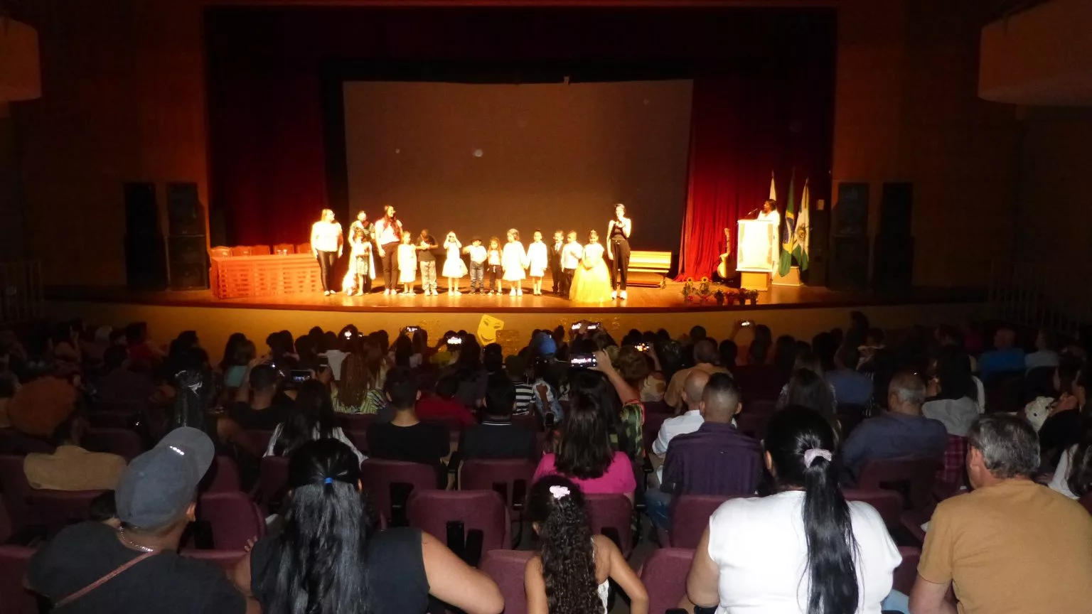 Inscrições abertas para o 32º Festival Estudantil de Teatro em Poços