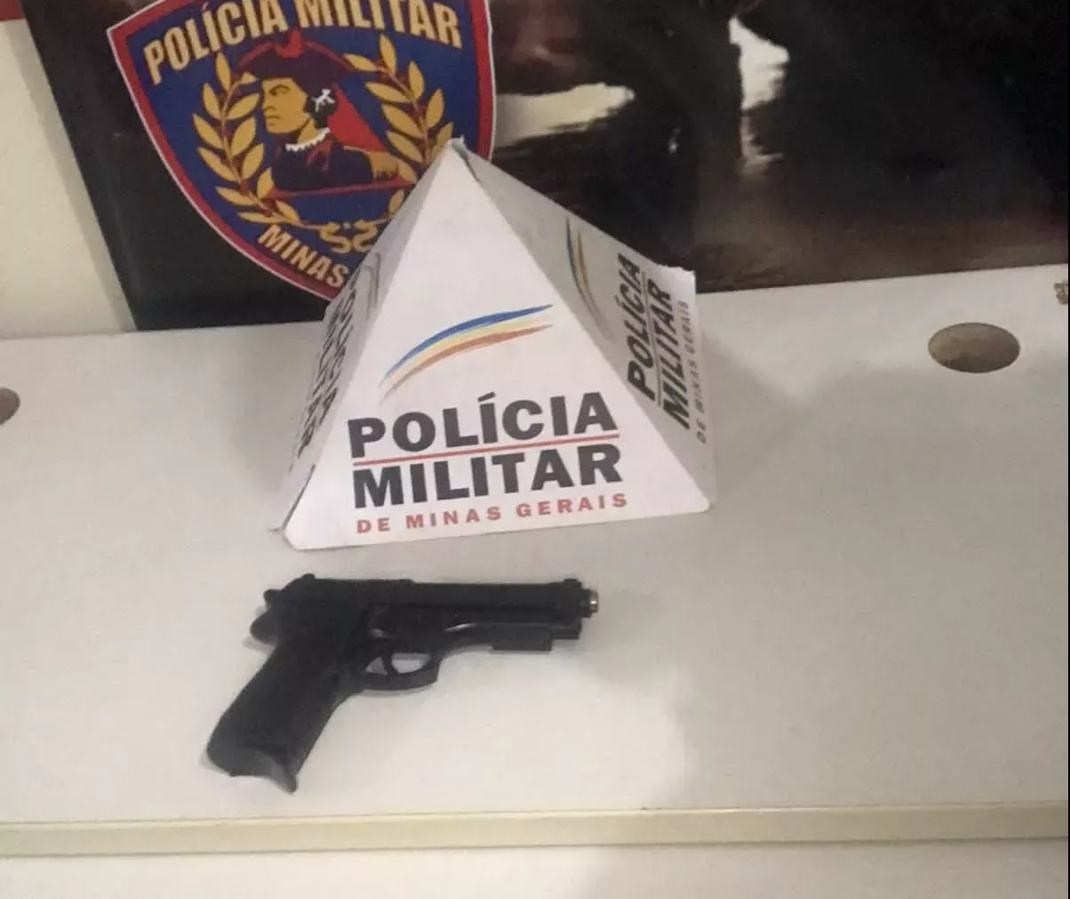 Dupla é apreendida após tentativa de assalto