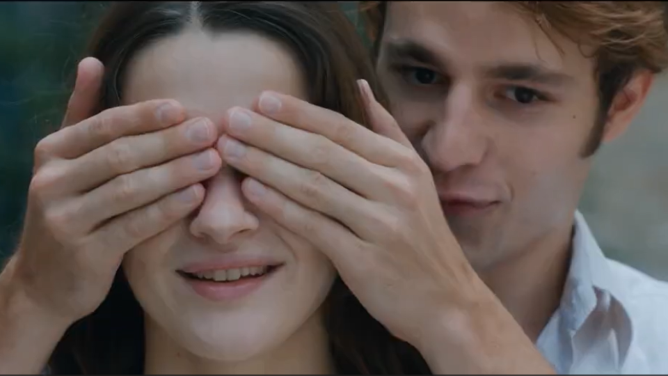 MARQUISE ULTRAVISÃO | “A Garota Radiante” faz um convite a um olhar positivo sobre a vida