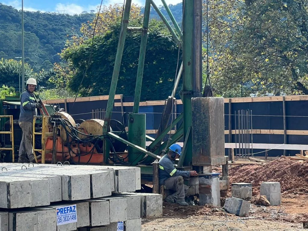 Obras do Centro Administrativo passam por teste de carga