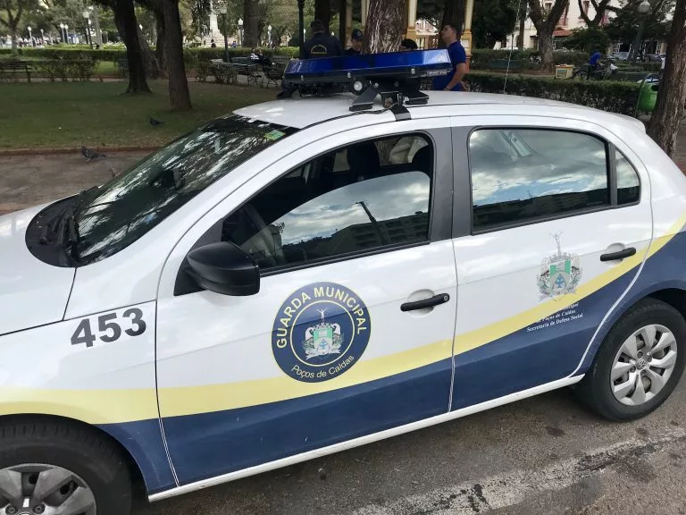 Defesa Social intensifica ronda escolar em Poços