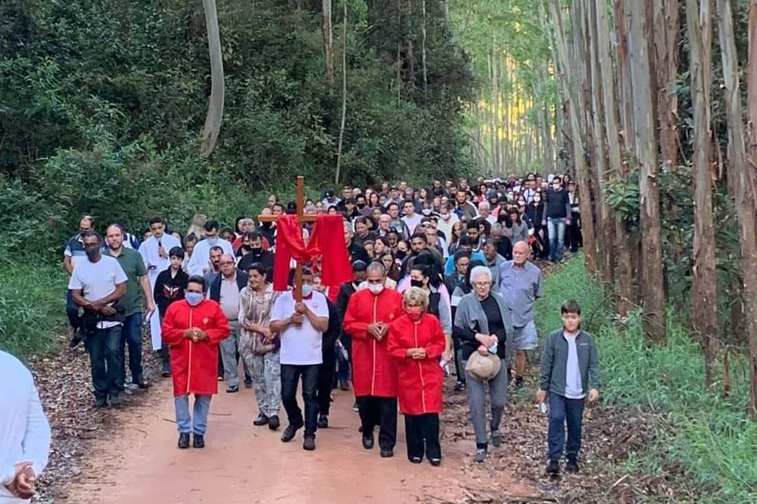 PARÓQUIA SÃO SEBASTIÃO | Via Sacra completa 25 anos de história e tradição  