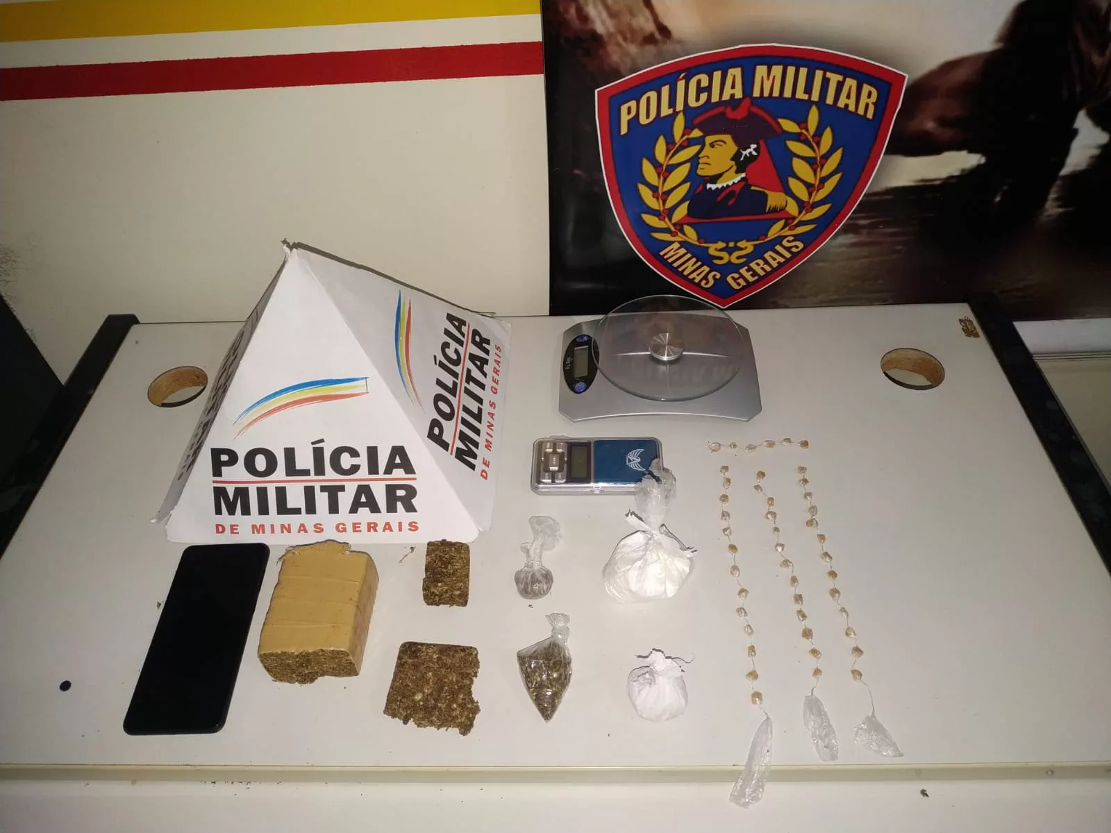 Traficante que usava barbearia para comércio de drogas é preso