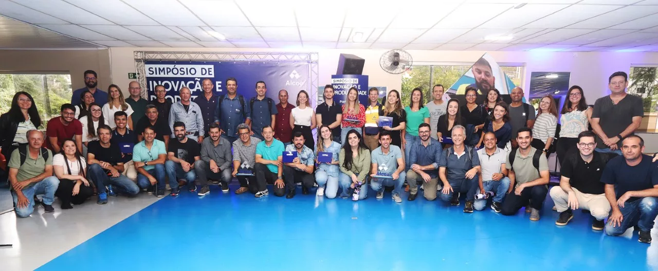 Simpósio mostra o espírito empreendedor e inovador do time da Alcoa Poços