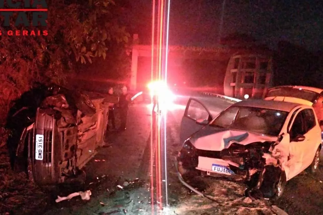 Seis pessoas ficam feridas em acidente provocado por motorista embriagado