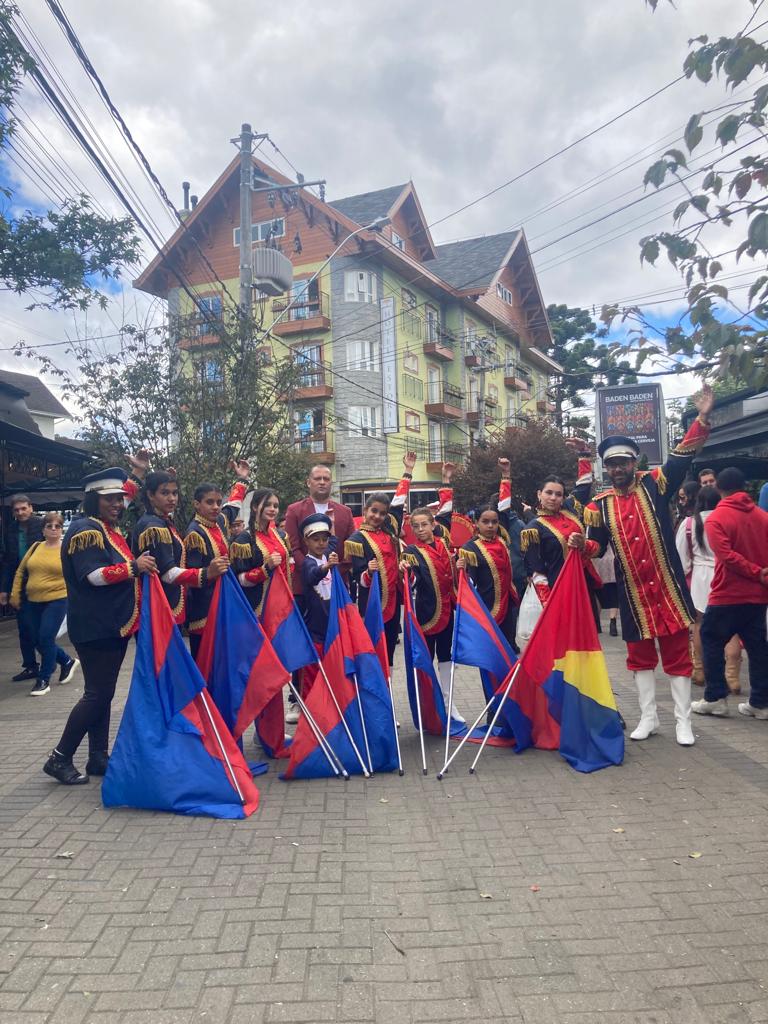 Banda Victor Cardinalli participa de festival em Campos do Jordão   