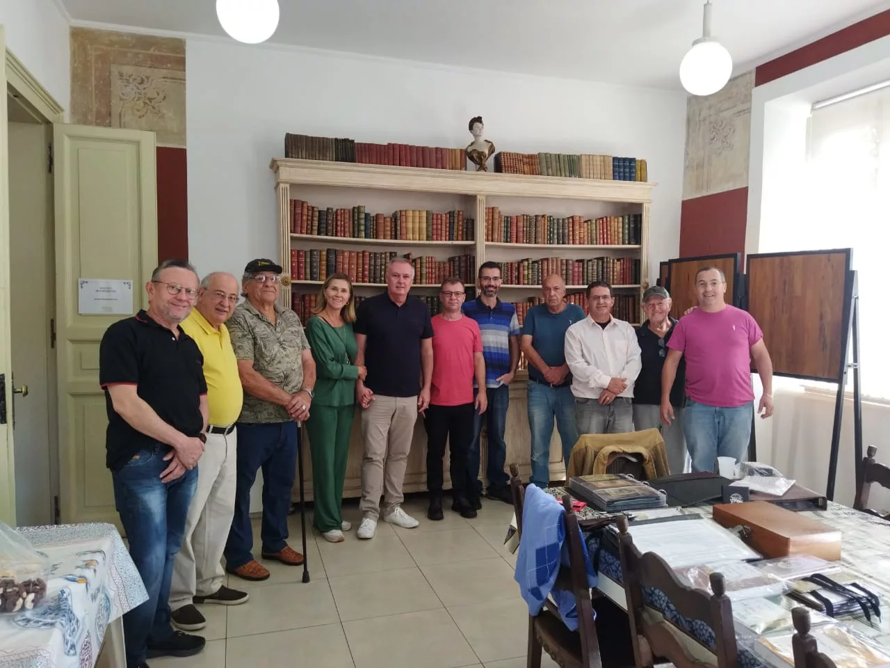 Clube Filatélico completa 13 anos de cultura e colecionismo em Poços