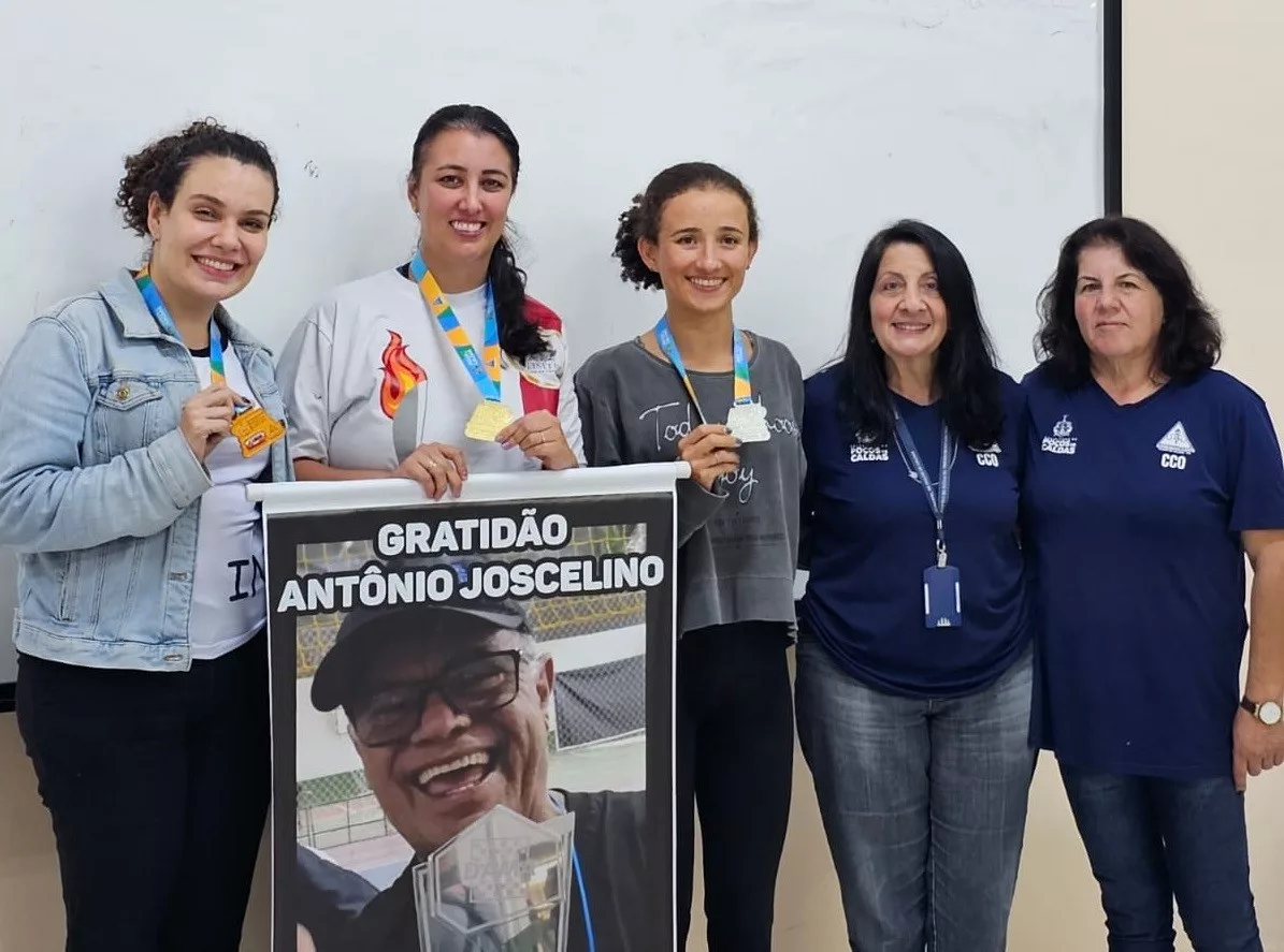 Equipe feminina de dama da prefeitura é campeã da Olimtra
