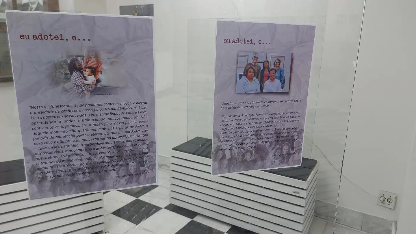 Exposição retrata importância do incentivo à adoção de crianças e adolescentes