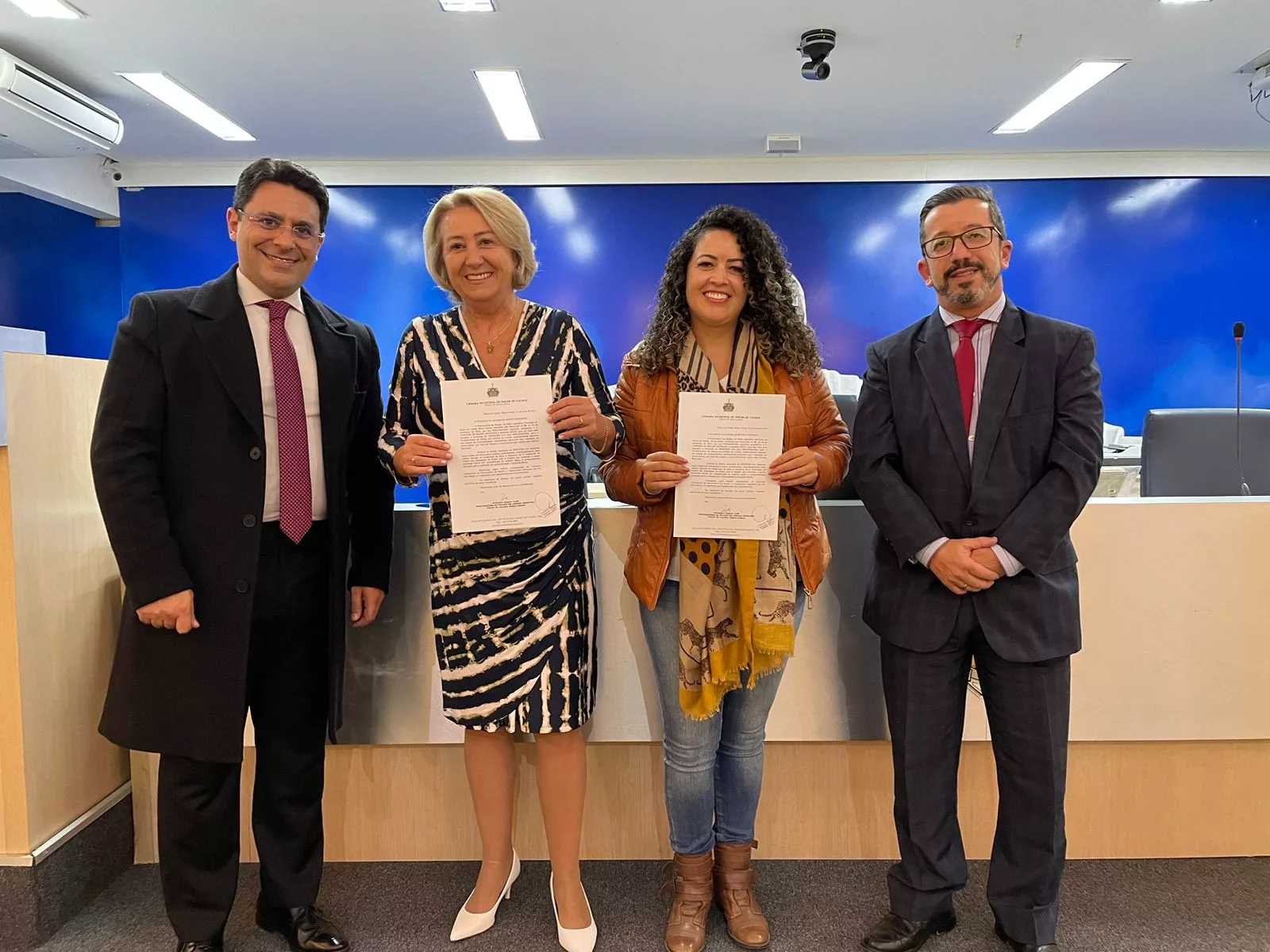 Procuradoria na Câmara e Comissão da OAB discutem parceria para defesa dos direitos das mulheres