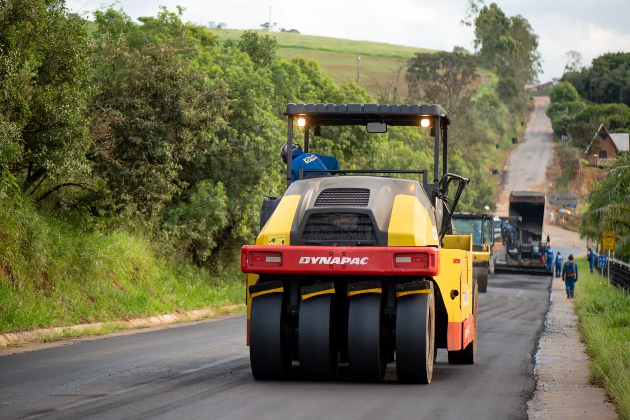 Sul de Minas recebe tapa-buracos em mais de 450 km de rodovias