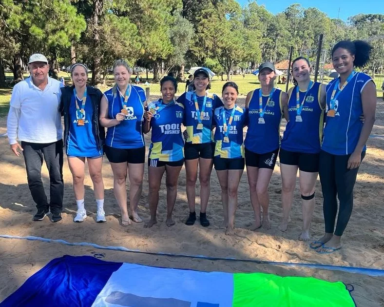 Vôlei de areia já tem campeões na Olimtra