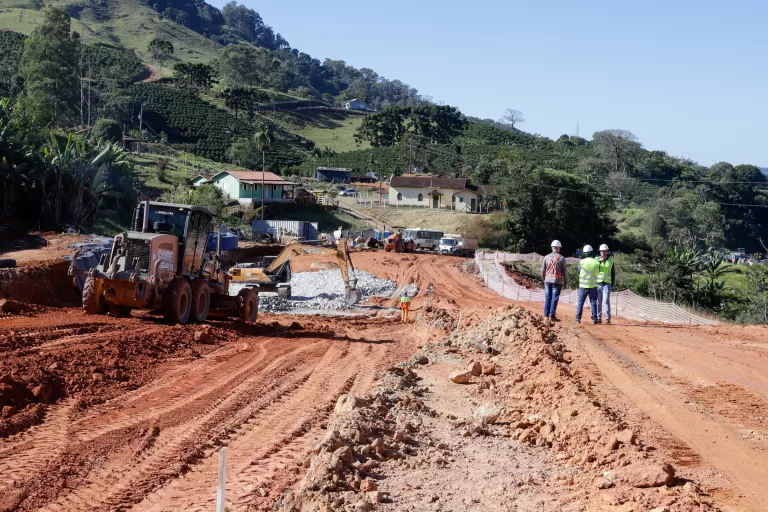 Obra em estrada entre Poços e Pouso Alegre deve ser entregue neste sábado