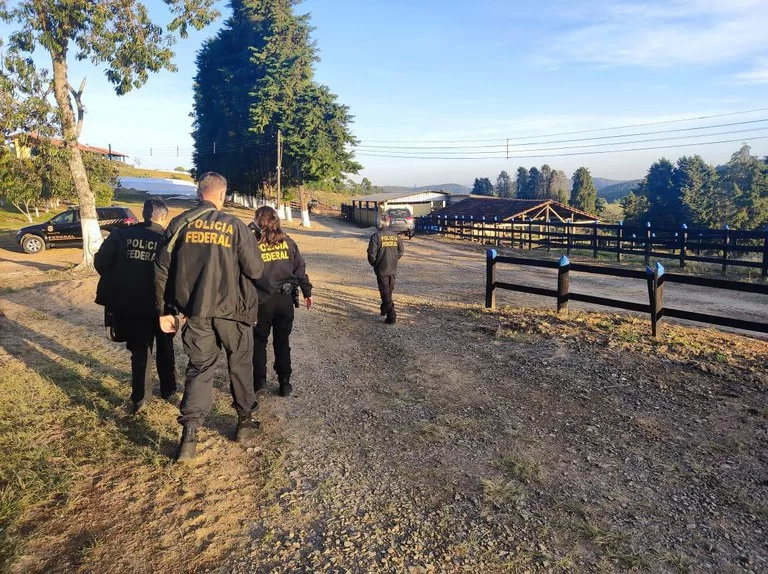 OPERAÇÃO PEDRA AMARELA | Polícia Federal cumpre mandados em Caldas e Santa Rita de Caldas