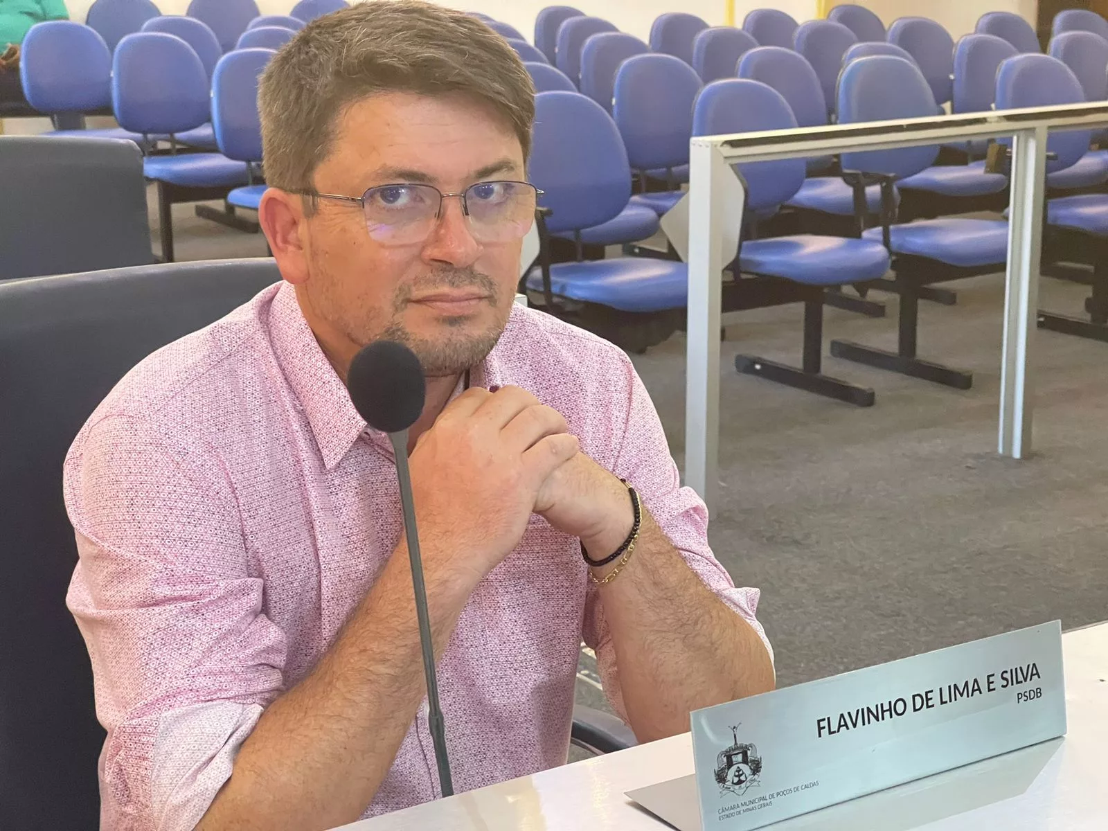 Vereador questiona adequação do valor do auxílio financeiro para pacientes em tratamento fora de Poços