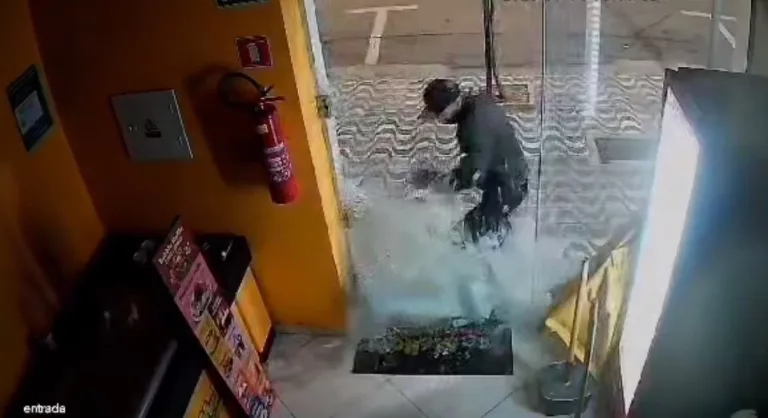 Homem é preso após arrombar loja na área central