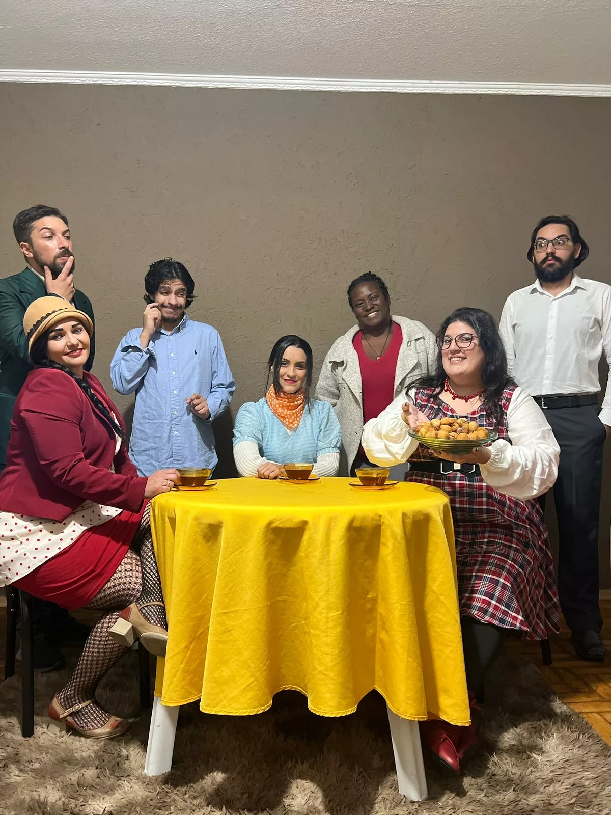 Cia De Parolis encena “Bolinhos da mamãe” no Festival de Inverno