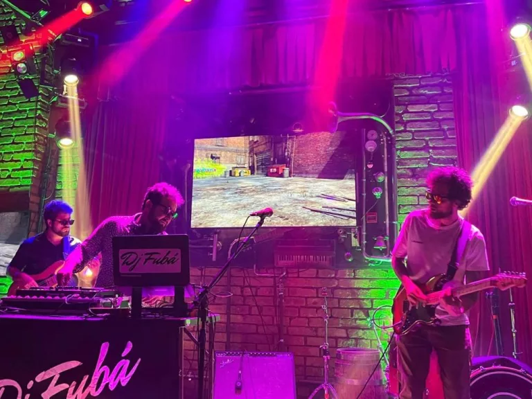 Tropitrõnix leva ao Festival de Inverno funk music, house e disco