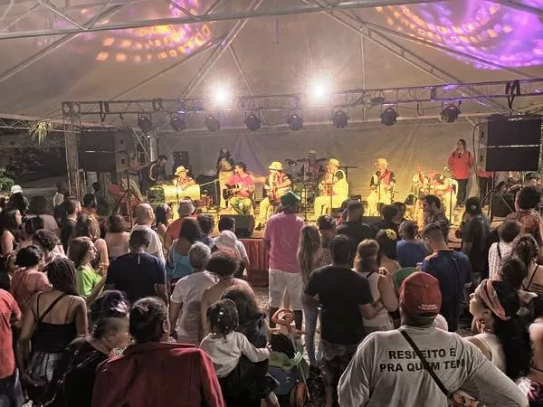 Arena Cascatinha é palco do Dia do Samba neste domingo