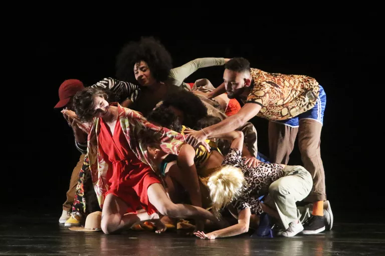 Cia. de Dança do Palácio das Artes apresenta espetáculo “.m.a.n.i.f.e.s.t.a.” em Poços