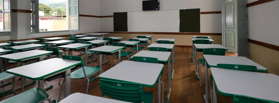 Mais de 1,6 milhão de alunos estaduais entram em recesso nesta segunda-feira