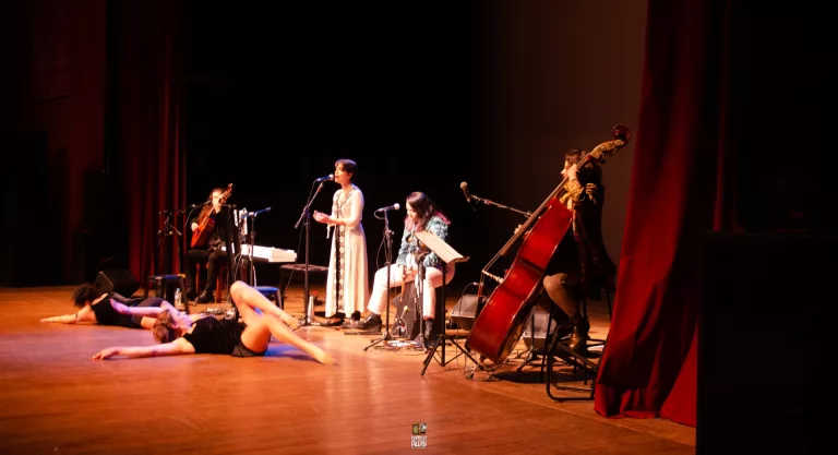 Domingo tem “Black Birds” no Teatro Benigno Gaiga