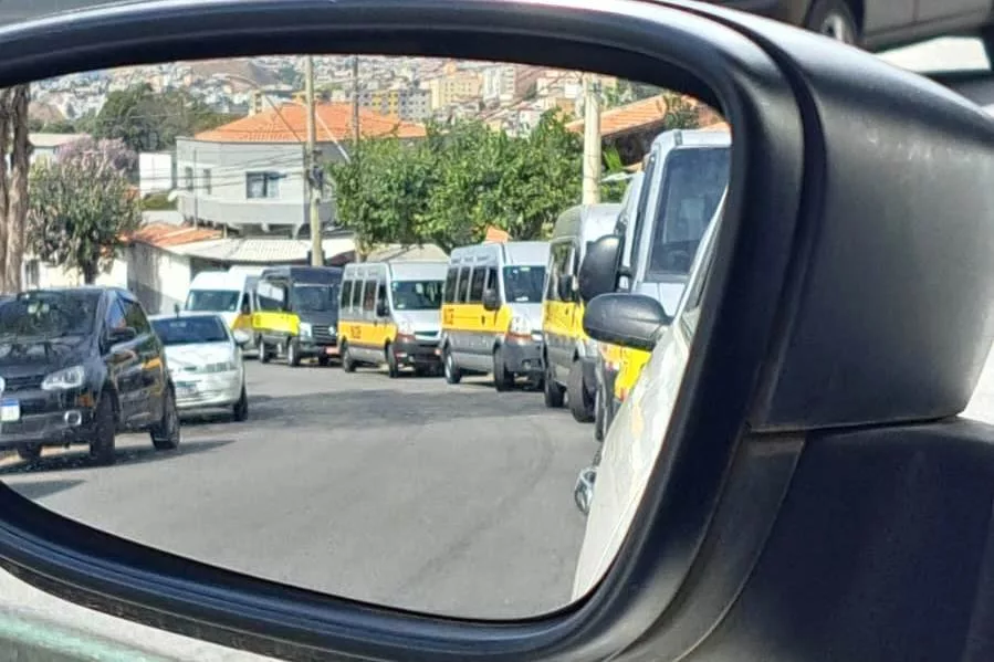 Vans escolares são alvos de fiscalização nesta quinta-feira
