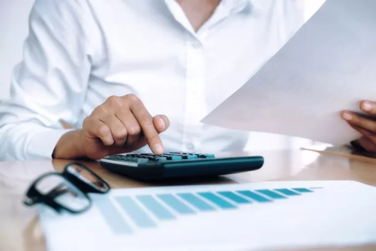 Governo aumenta limite de isenção do IR em 2 salários mínimos
