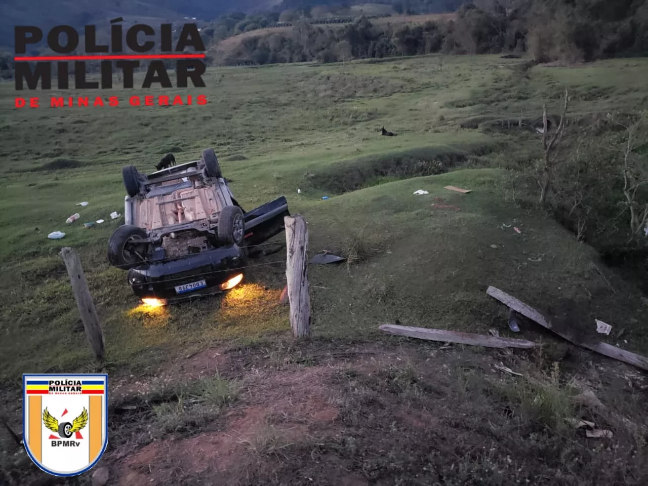 Três adultos e duas crianças ficam feridos em acidente