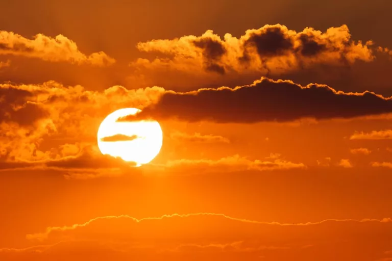 Inverno termina com forte onda de calor no Brasil