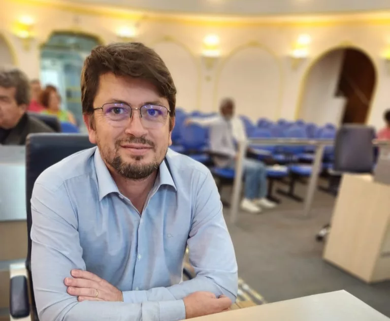 Vereador questiona cumprimento da lei para diagnóstico precoce do retinoblastoma