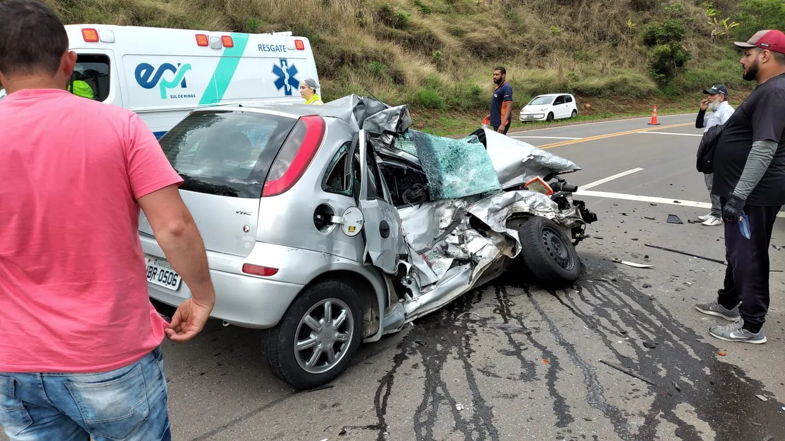 Morre motorista vítima de acidente na serra de Andradas