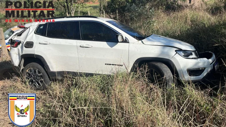 Mulher provoca acidente e se apresenta horas depois